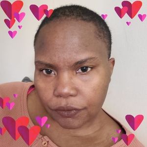 Meet your Posher, Linora